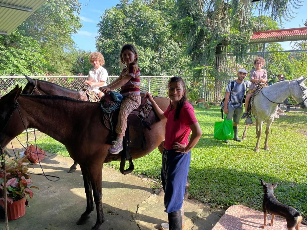 Oasis Del Tortuguero Villa Cariari  Bagian luar foto